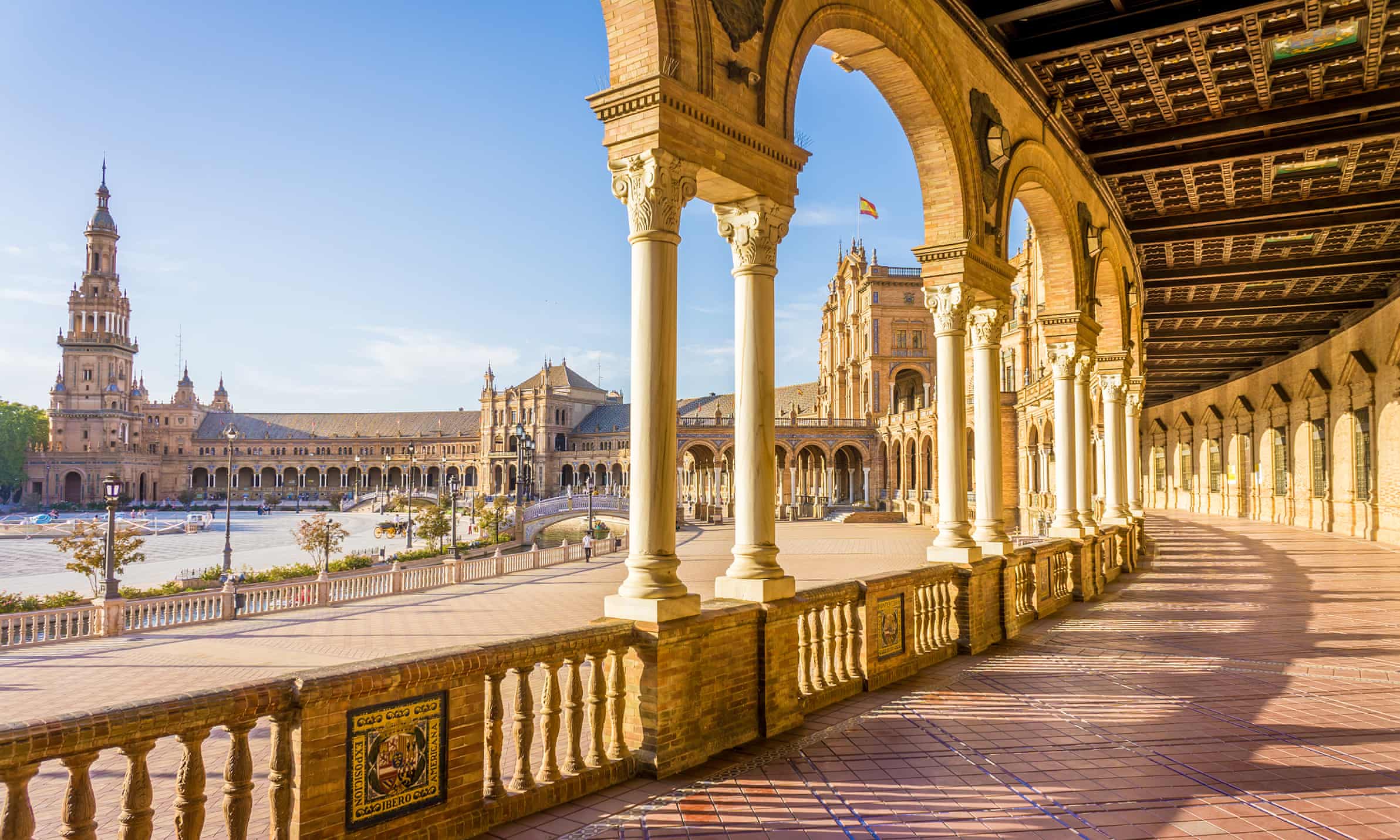 Random holiday generator: a new city break service to surprise destinations