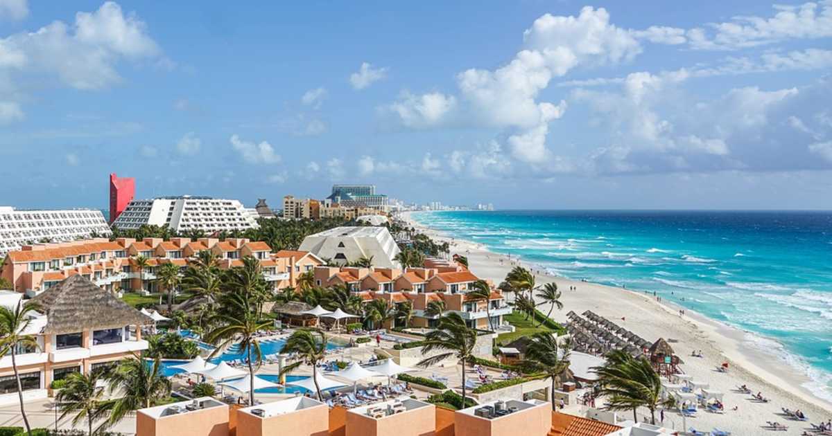 Canadians Travelling To Mexico Are Advised Not To Leave Their Resort For Any Reason Amid Violent Crime Warnings