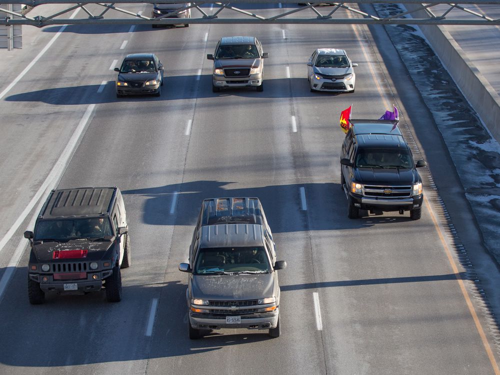 Protesters travel slowly down Ontario highways in solidarity with BC Indigenous groups