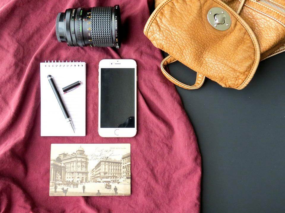 Pros and cons being a travel blogger